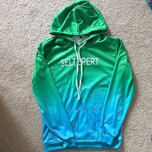 Seltzpert hoodie -lorynpowell